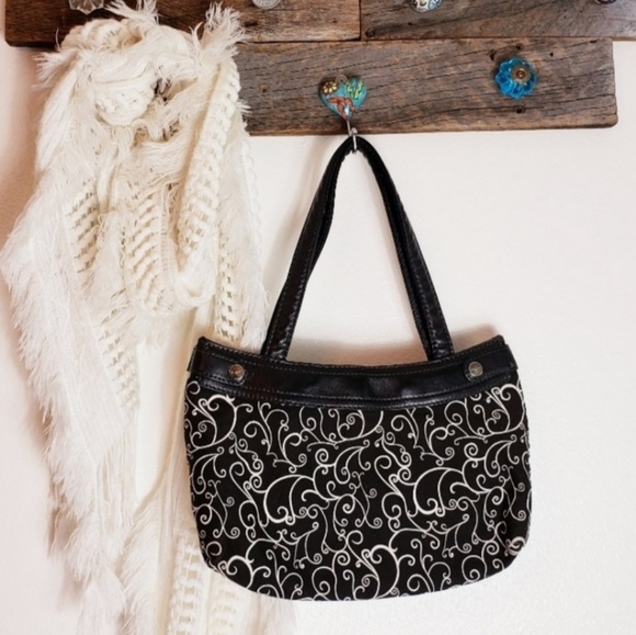 thirty-one Handbags - Thirty One Paisley Hobo Bag